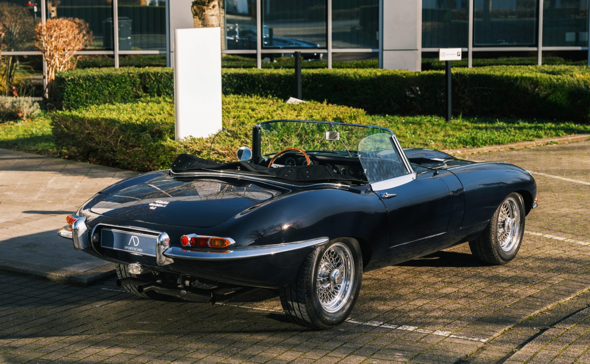 AD SPORTSCARS E TYPE_4